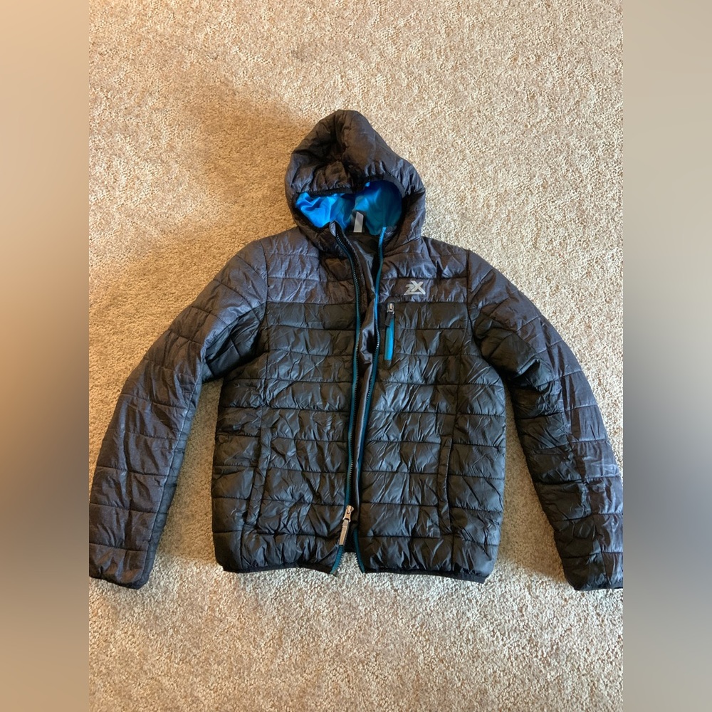 black / grey coat
